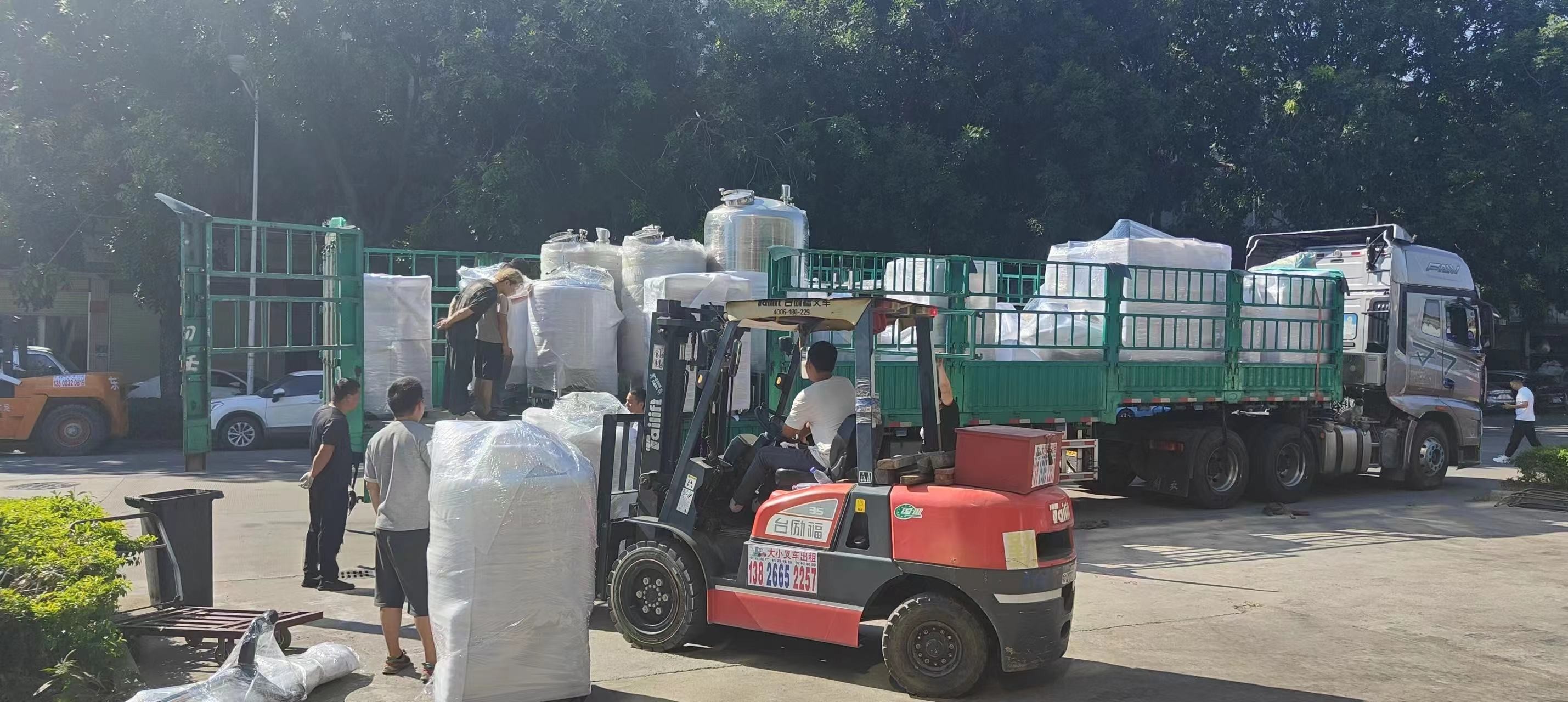Guangzhou Weidong Trade Co., Ltd. производственная линия завода