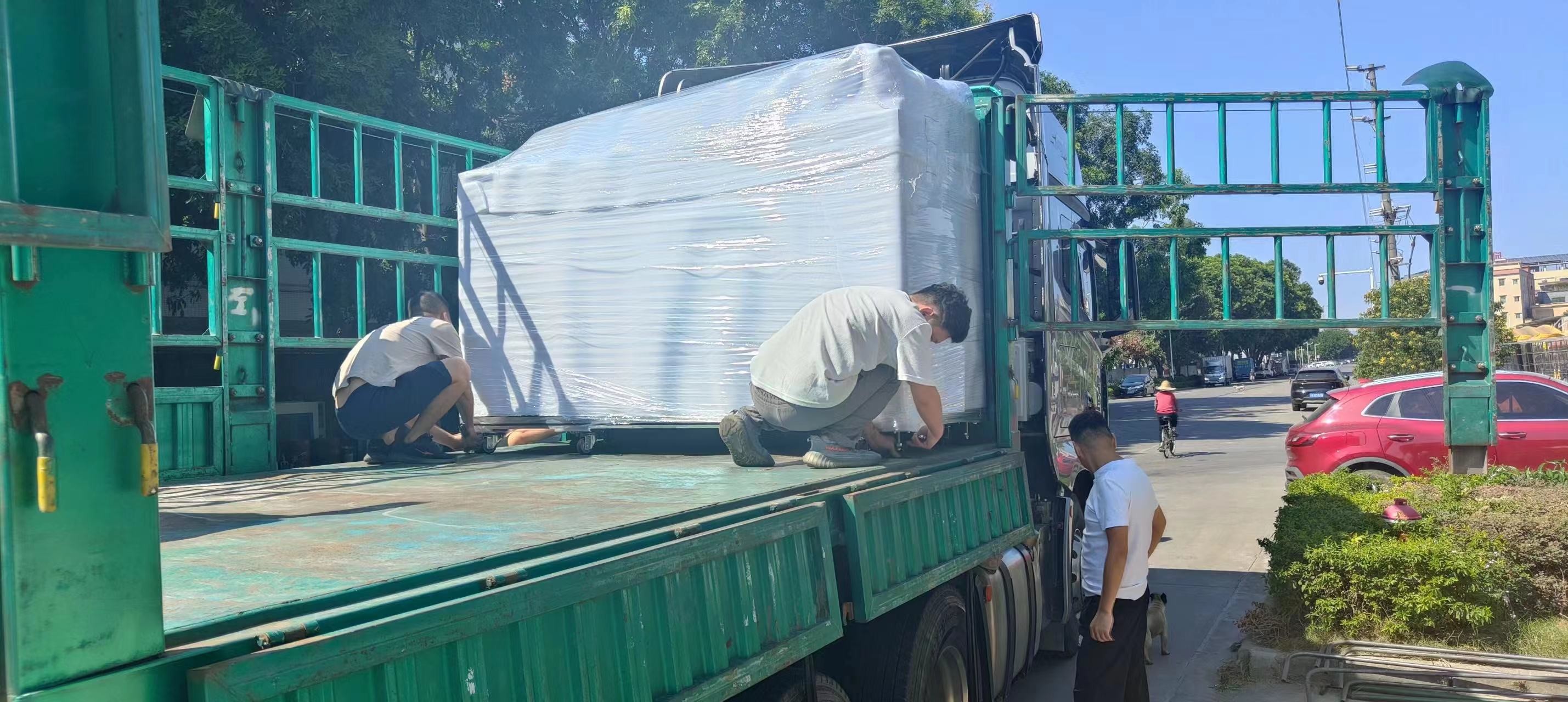 Guangzhou Weidong Trade Co., Ltd. производственная линия завода