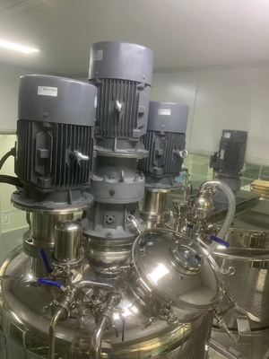 Сосуды косметического эмульсора 500-5000KG смешивая с системой управления PLC
